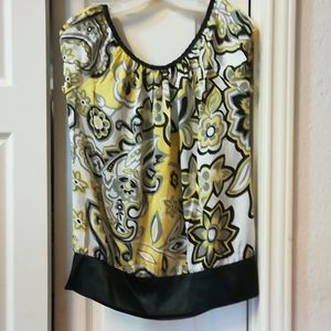 Unyx top yellow and black Size M